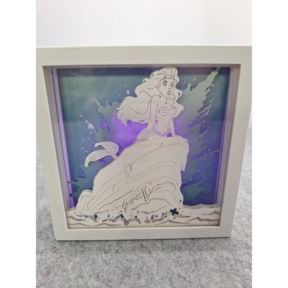 Disney The Little Mermaid Light Box UKONIC Diorama Ariel On A Rock Works Charger - Picture 2 of 10